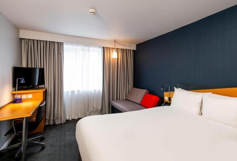 스탠다드 룸, Holiday Inn Express Manchester   Salford Quays, An Ihg