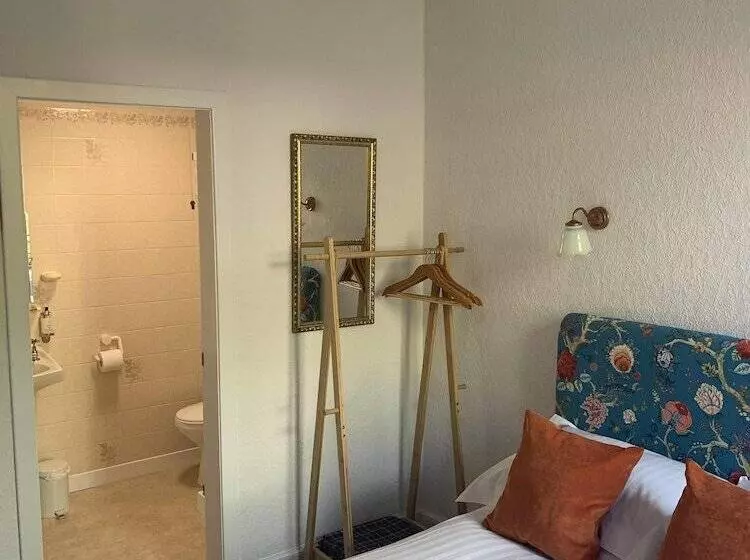 スタンダードルーム, Leven House Bed And Breakfast