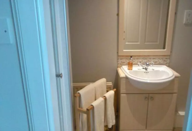 Standard-huone, Meadhon Guest House