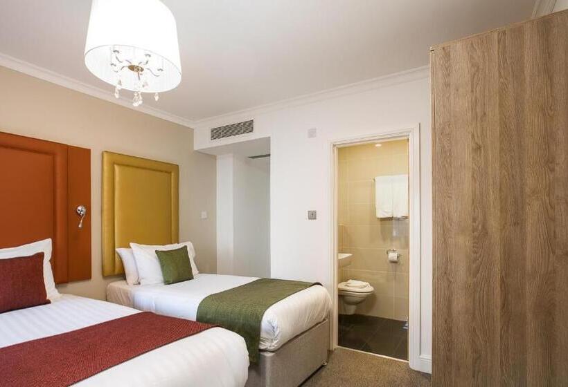 Трехместный Президентский, Park Avenue J Hotel London Hyde Park