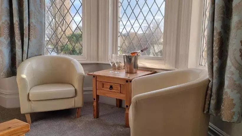 Quarto Standard Cama King, Rowcroft Lodge