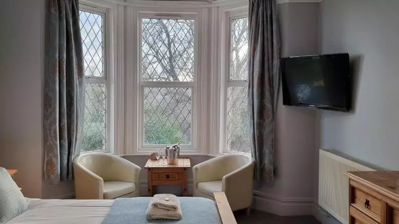 Quarto Standard Cama King, Rowcroft Lodge