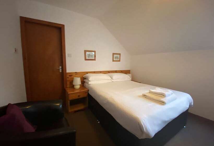 Номер Стандарт, Smithton