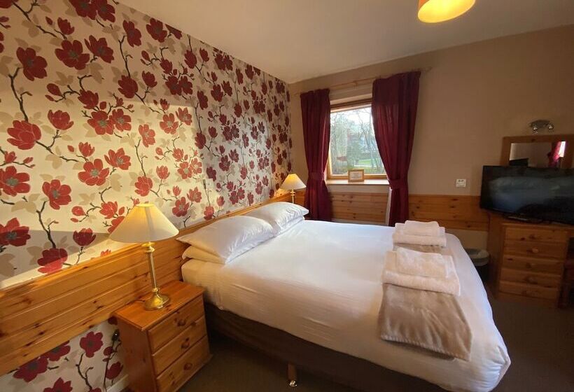 Номер Стандарт, Smithton