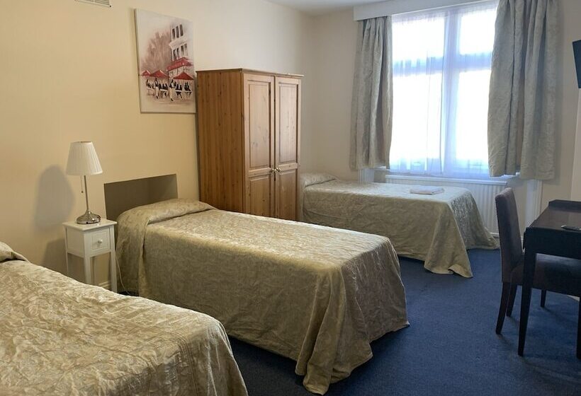 四人标准间, St Simeon