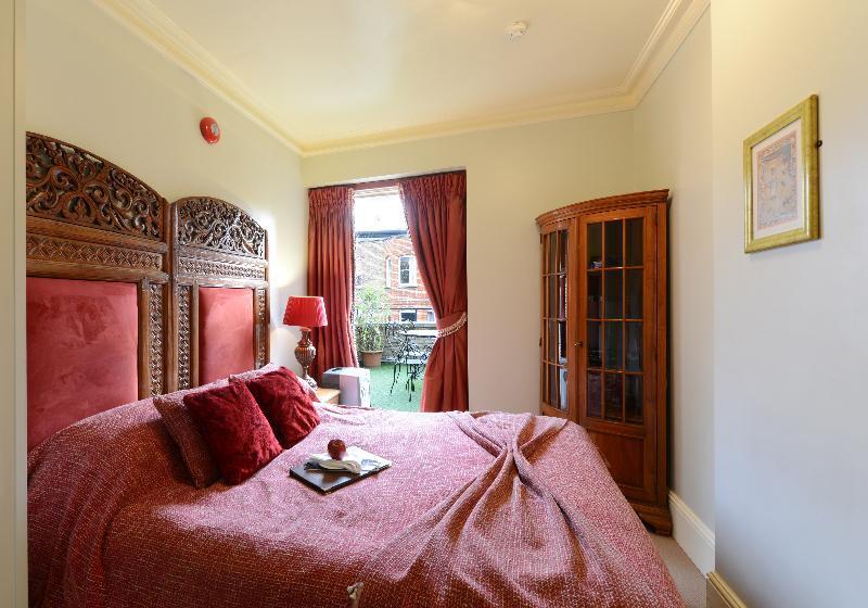 Deluxe Room with Balcony, Twenty Nevern Square