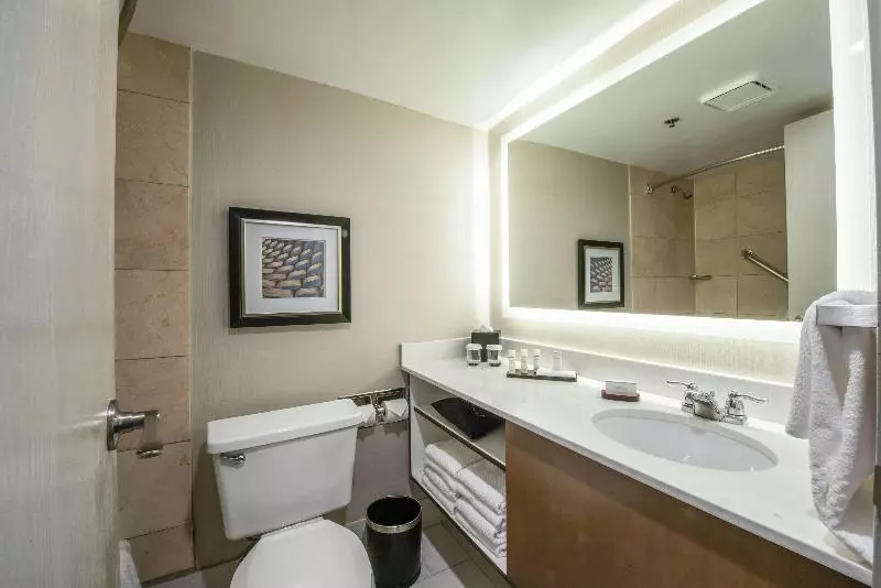 Deluxe Room, Twenty Nevern Square