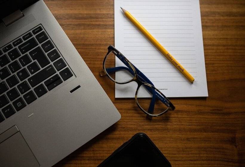 غرفة قياسية لذوى الاحتياجات الخاصة, Voco Oxford Spires, An Ihg