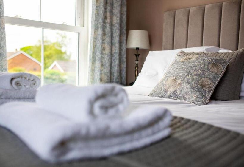 スタンダードルーム, Woodfalls Inn