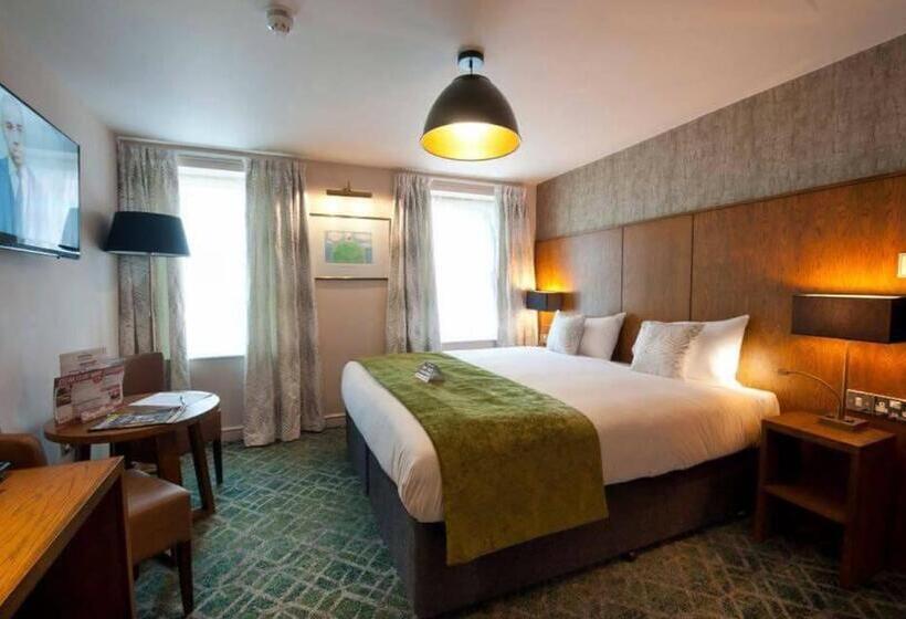 장애인을 위한 스탠다드 룸, The George Hotel Wetherspoon