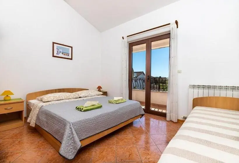 آپارتمان 1 خوابه با بالکن, Apartments Banko
