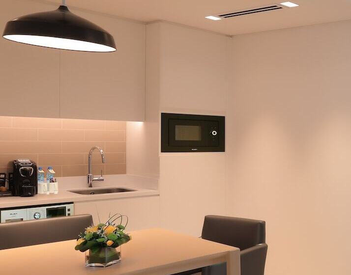 استودیوی لوکس, Millennium Executive Apartments Mont Rose