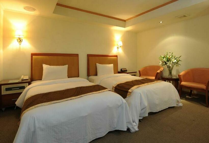 اتاق استاندارد, Wonderful Hall