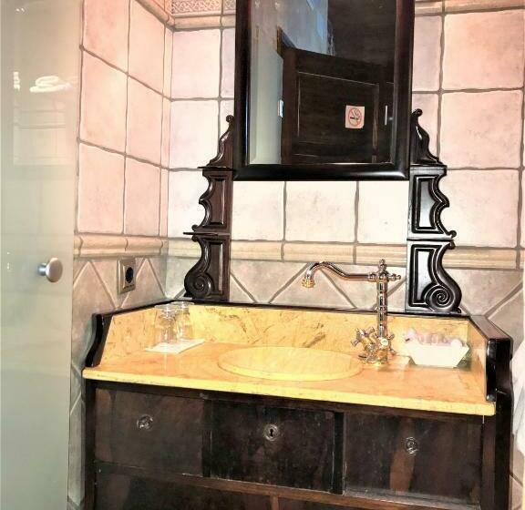 Номер Стандарт, La Casa Dels Poetes