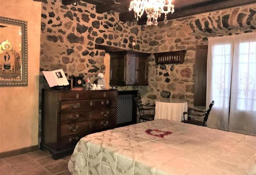 Номер Стандарт, La Casa Dels Poetes