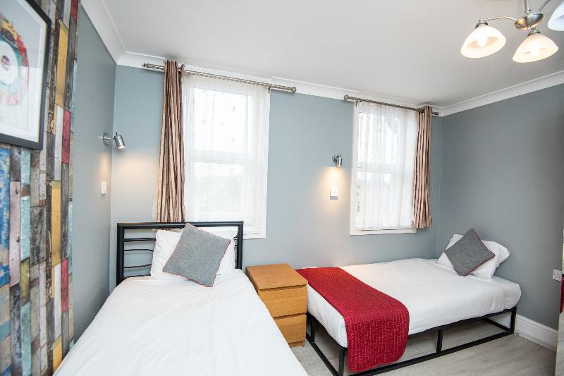 Habitació Estàndard, Sino