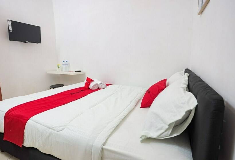 Номер Стандарт, Reddoorz Near Plaza Araya Malang