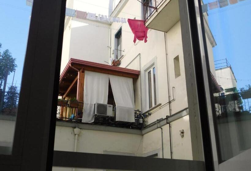 اتاق سوپریور با تخت بزرگ, Scaramantico Rooms