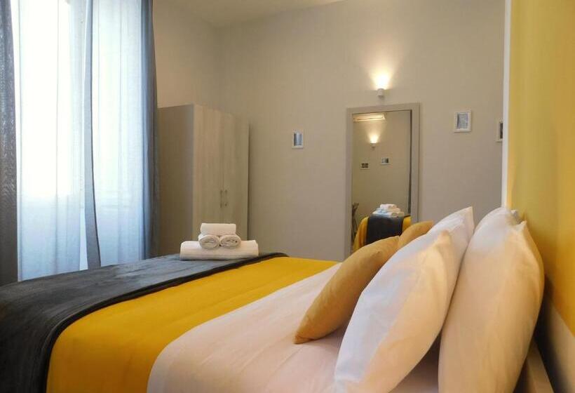 اتاق لوکس با تخت بزرگ, Scaramantico Rooms