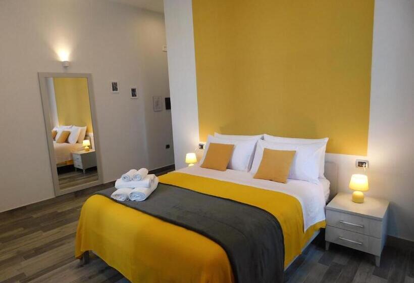 اتاق لوکس با تخت بزرگ, Scaramantico Rooms