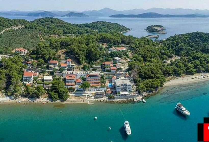 Triple Room Sea View, Apartments Franka Saplunara