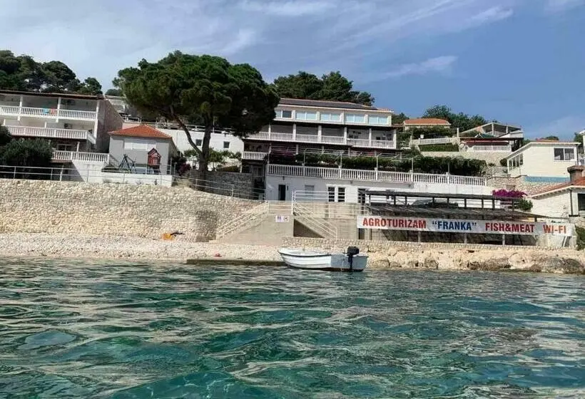 Triple Room Sea View, Apartments Franka Saplunara