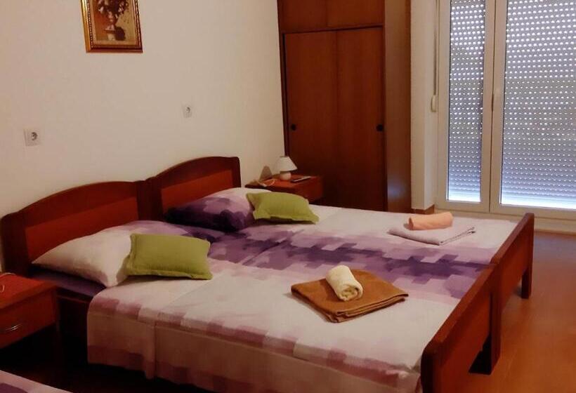 Triple Room Sea View, Apartments Franka Saplunara