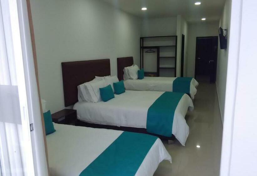 חדר סטנדרט לארבעה, Palmeras De Luz