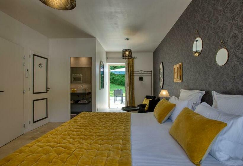 Стандартный Номер Кровать Кинг, Domaine Des Pierres Blanches   B&b