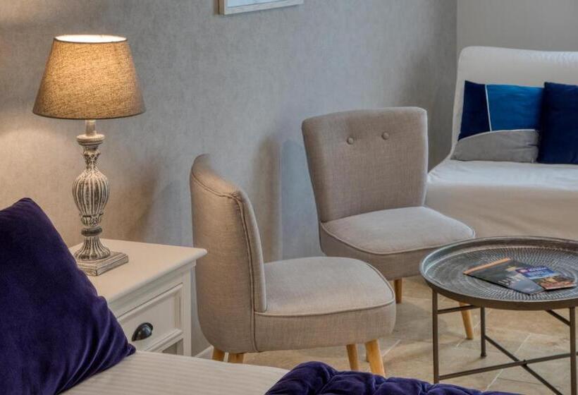 غرفة قياسية سرير كينج, Domaine Des Pierres Blanches   B&b