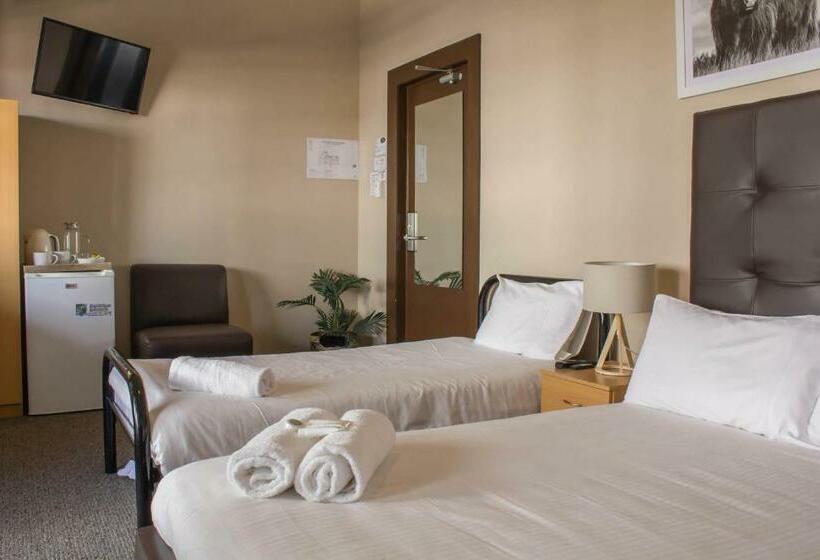 带阳台的三人标准间, Campsie