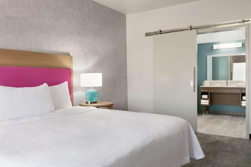 キングサイズベッドのスイートルーム, Home2 Suites By Hilton Norfolk Airport