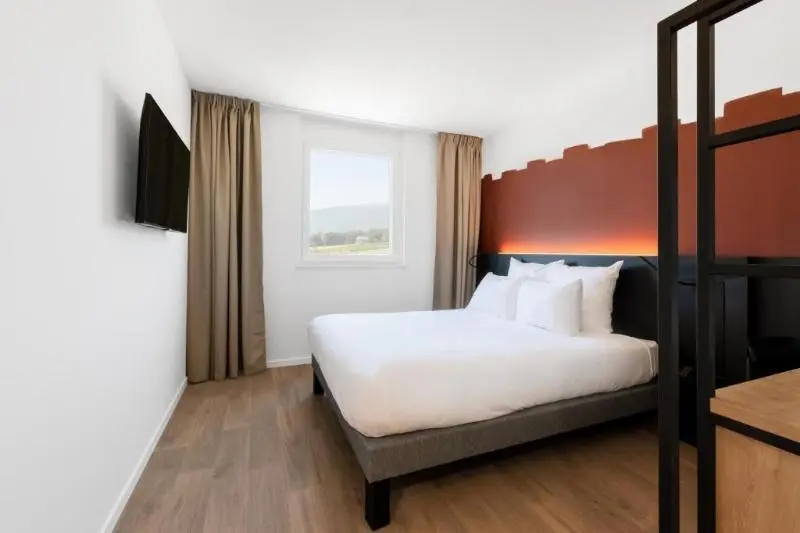 身障者適用クイーンサイズベッドルーム, Hampton Inn & Suites Deptford