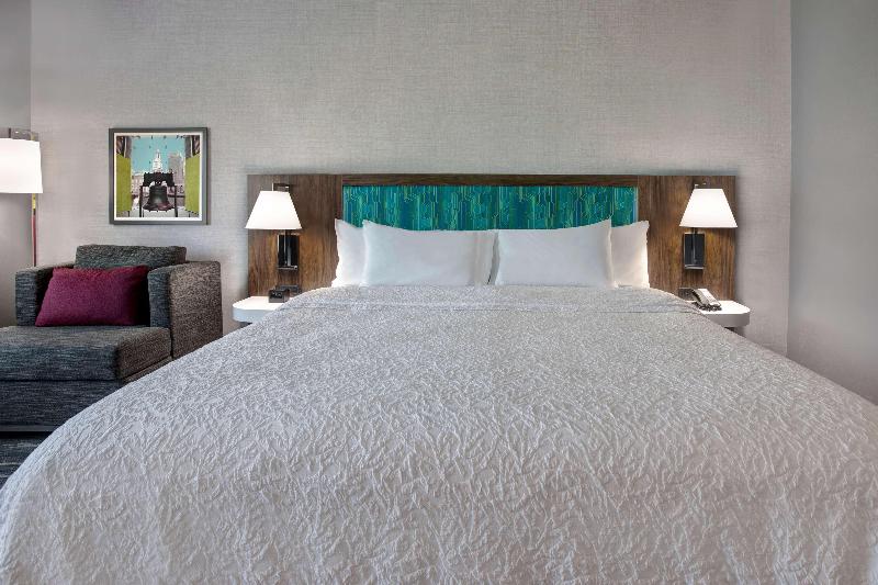 غرفة قياسية سرير كينج, Hampton Inn & Suites Deptford