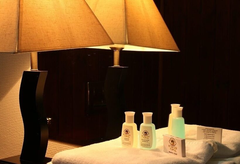 חדר אקונומי יחיד, Stariy Gorod