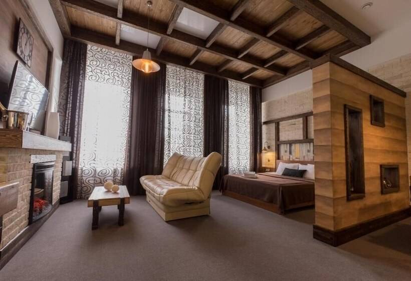 סוויטה, Stariy Gorod