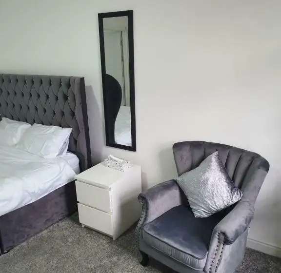 デラックスルーム, Beautiful Rooms Shaw St And Pine St