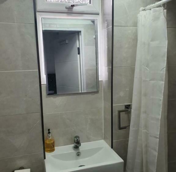 Номер Deluxe, Beautiful Rooms Shaw St And Pine St