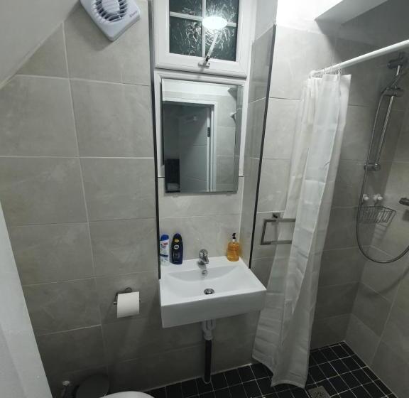 Номер Deluxe, Beautiful Rooms Shaw St And Pine St
