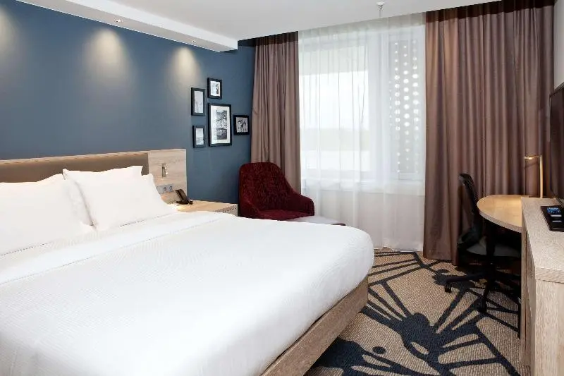 キングサイズベッドのスタンダードルーム, Hampton By Hilton Munich City Center East