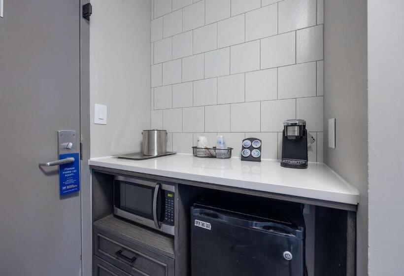 اتاق استاندارد برای معلولان, Best Western Downtown Plus Music Row