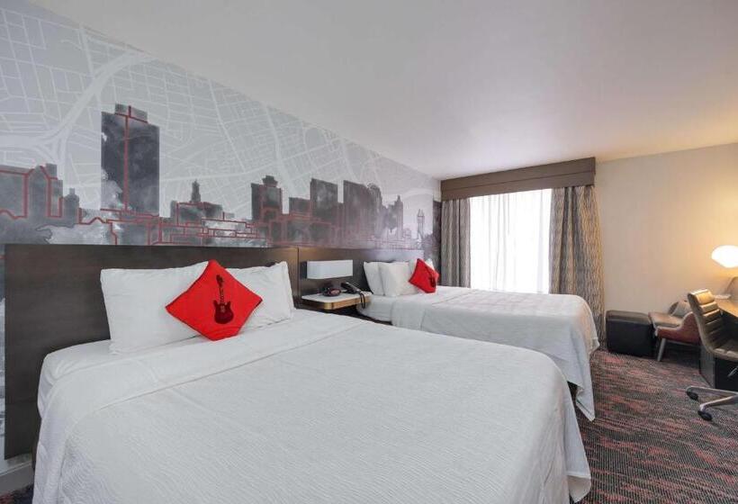 Engelliler için Standart Oda, Best Western Downtown Plus Music Row