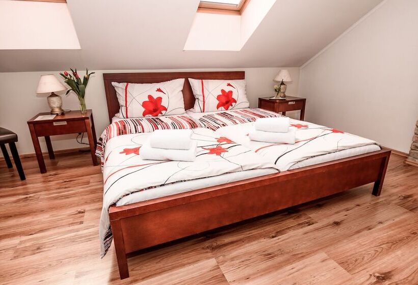 コンフォートルーム, Eco Friendly Hotel Dália