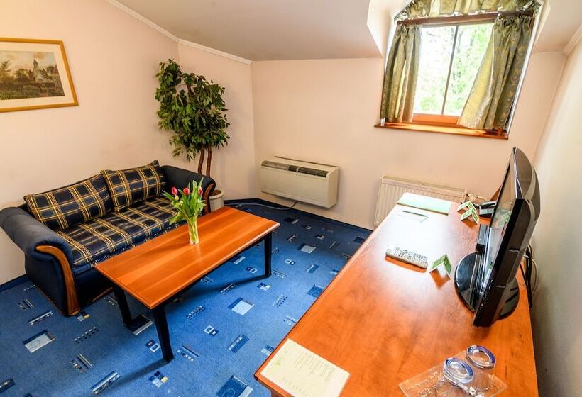 コンフォートルーム, Eco Friendly Hotel Dália