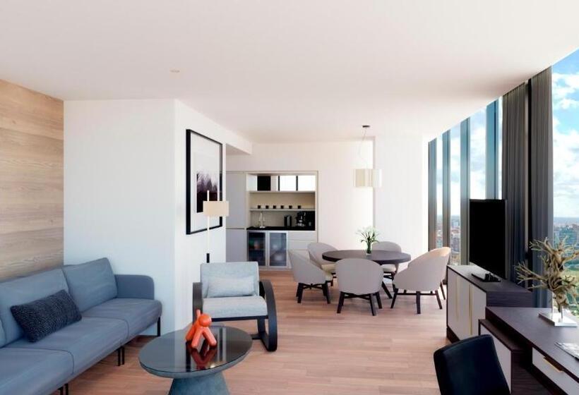 سوئیت مستر, Torre Melina, A Gran Meliá