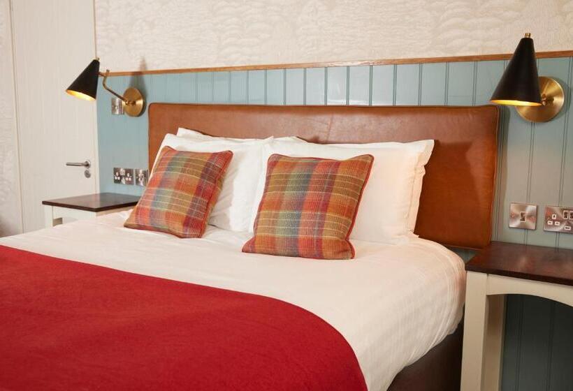 家庭间, Feathers By Chef & Brewer Collection