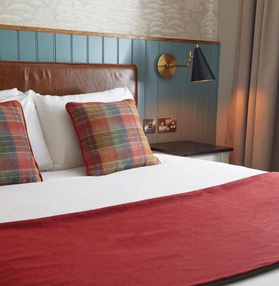 标准间, Feathers By Chef & Brewer Collection