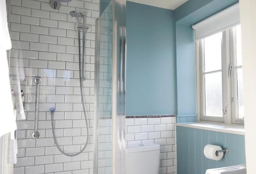 标准间, Feathers By Chef & Brewer Collection