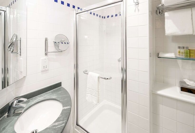 스탠다드 룸, Hilton Garden Inn Bristol City Centre