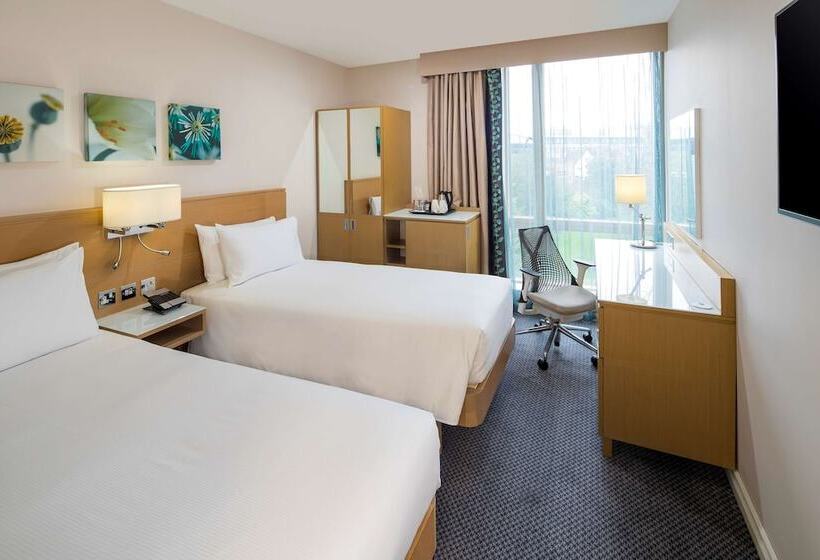 스탠다드 룸, Hilton Garden Inn Bristol City Centre